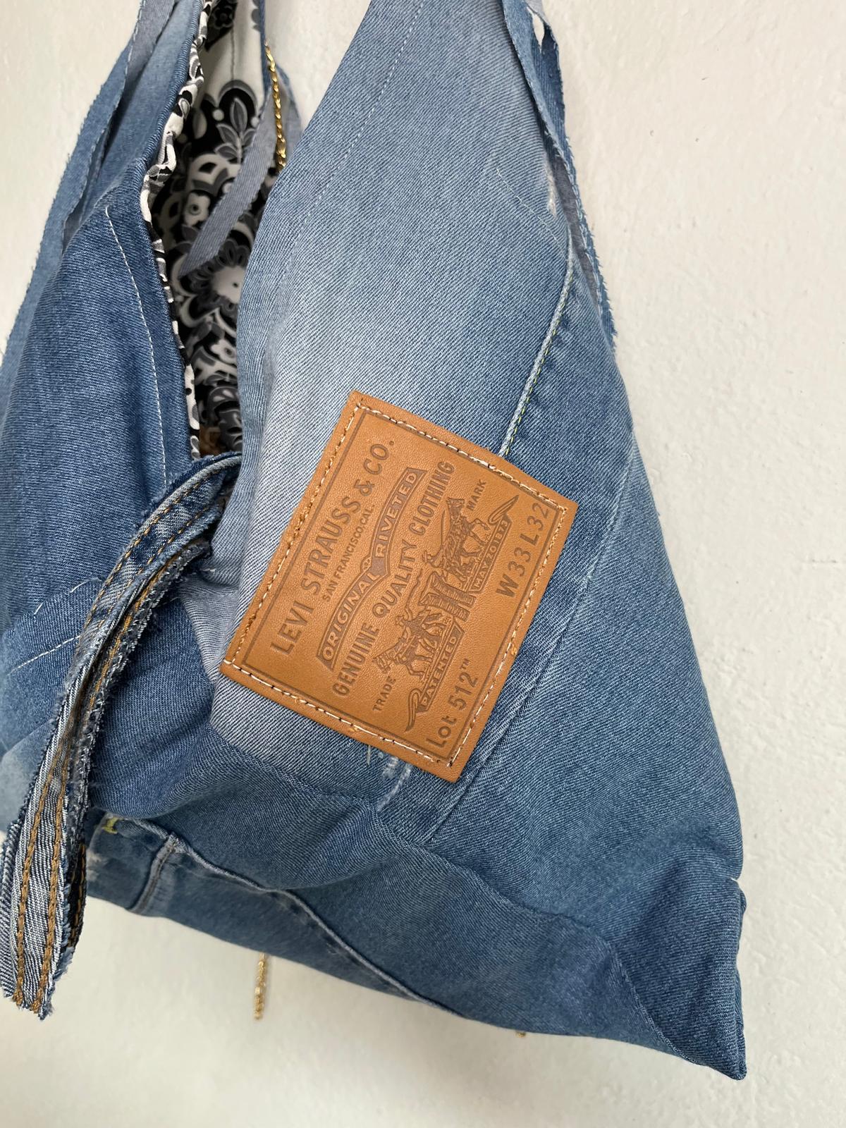 Levis 512 Chain