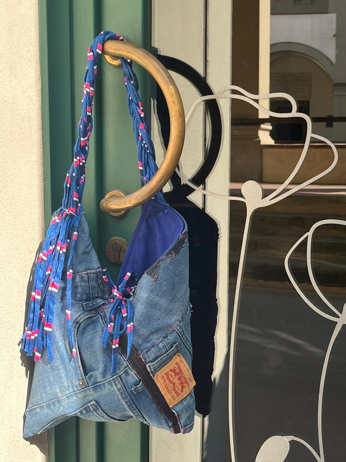 Levis 510 - Tracolla treccia