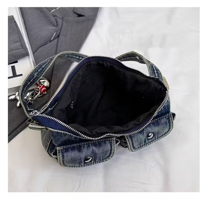 Baguette bag cargo